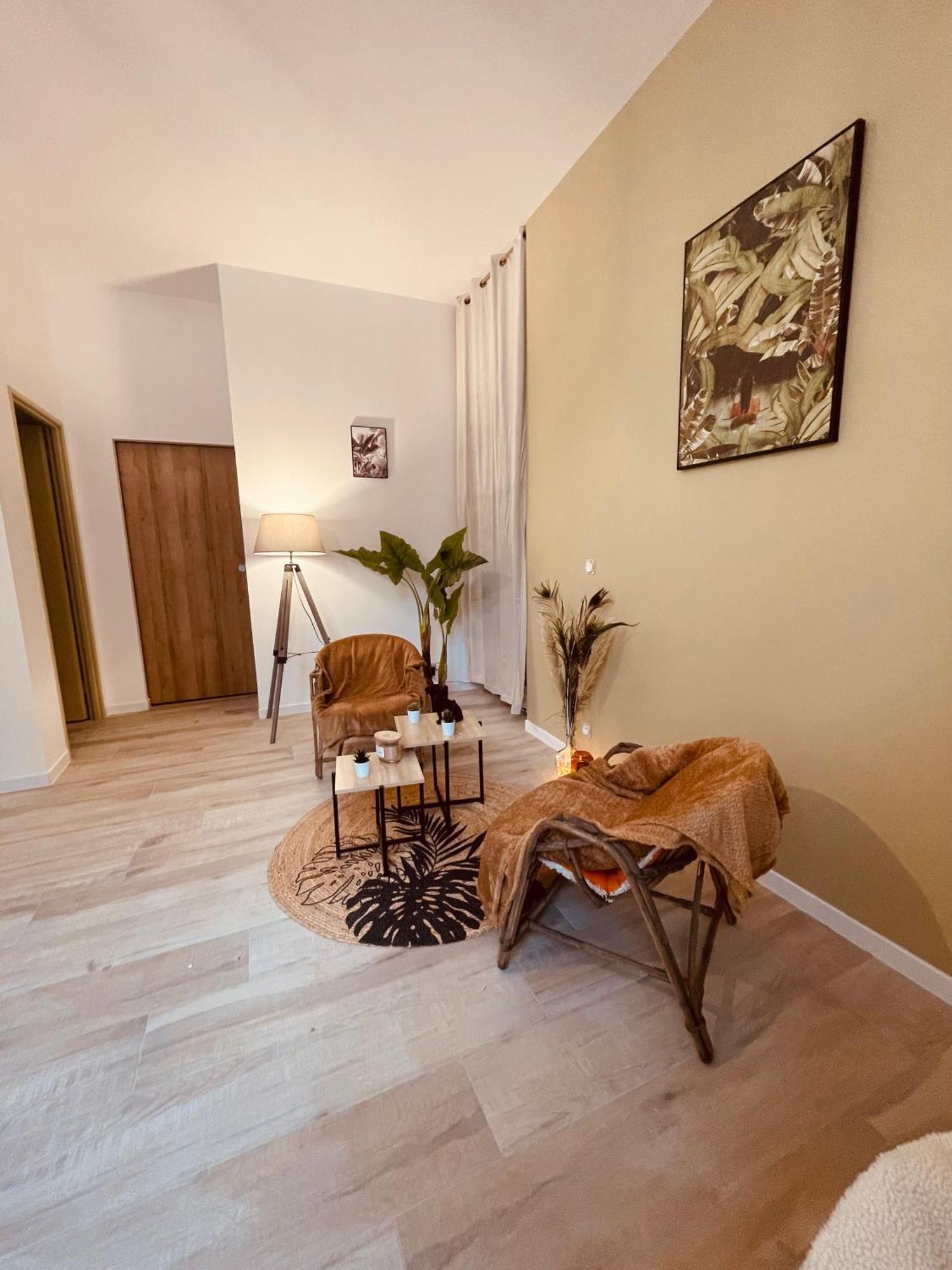 Jungle Love Room De L Hermitage Tournon-sur-Rhone Exterior photo